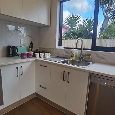 Henderson New House Villa Auckland Exterior photo